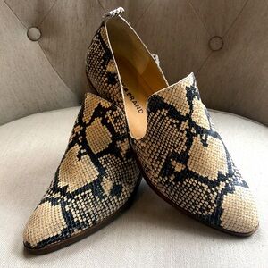 Lucky Brand snakeskin look leather shoes